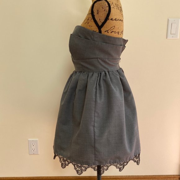 Stella & Jamie‎ Strapless Dress - Picture 2 of 8